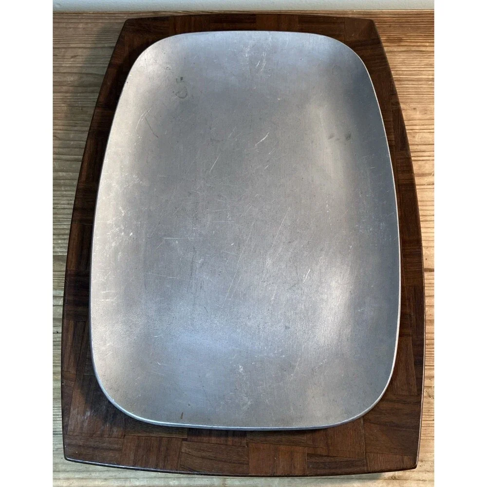 VTG Hand Woven Weavewood Steak Sizzler Aluminum Insert Walnut Serving Tray USA